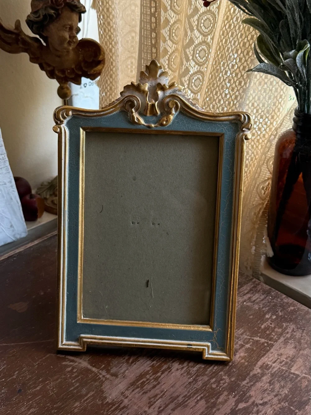 Burnes of Boston Rococo Style Gold Leaf & Green Wood Photo Frame 5 x 7